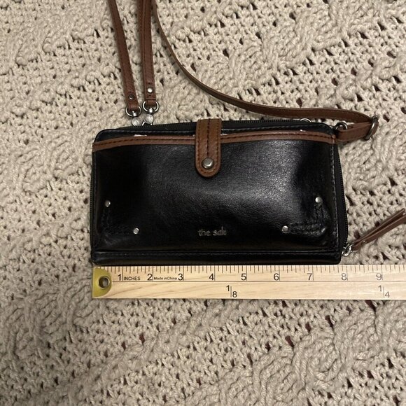 THE SAK Black Leather Zip Around Wallet Clutch‎ Crossbody - Picture 4 of 16